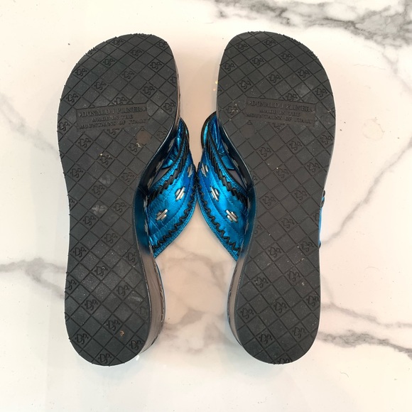 Donald J. Pliner Blue Peace Sign Sandals - Picture 5 of 8